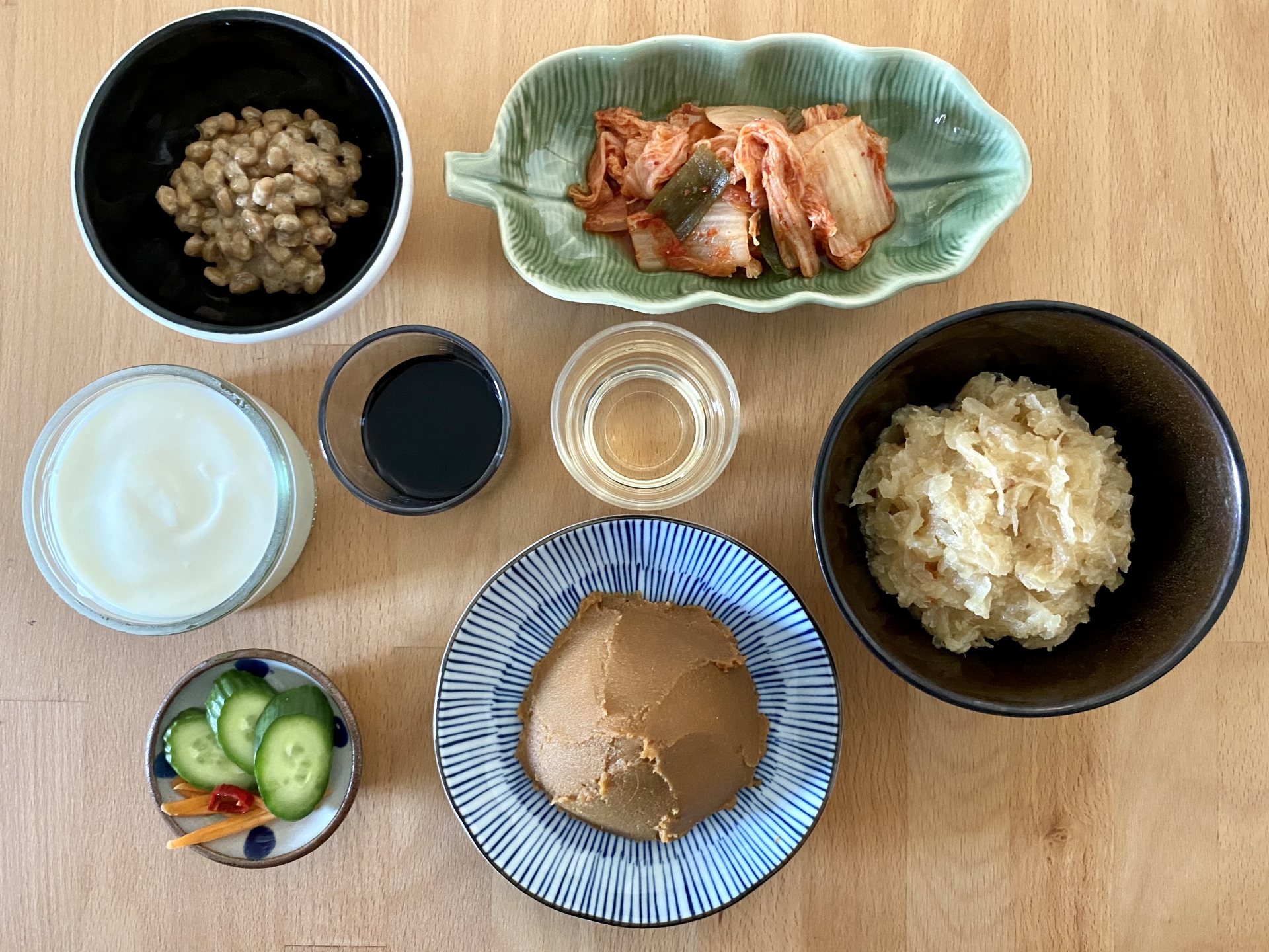 乳酸菌・ビフィズス菌など腸活成分のイメージ