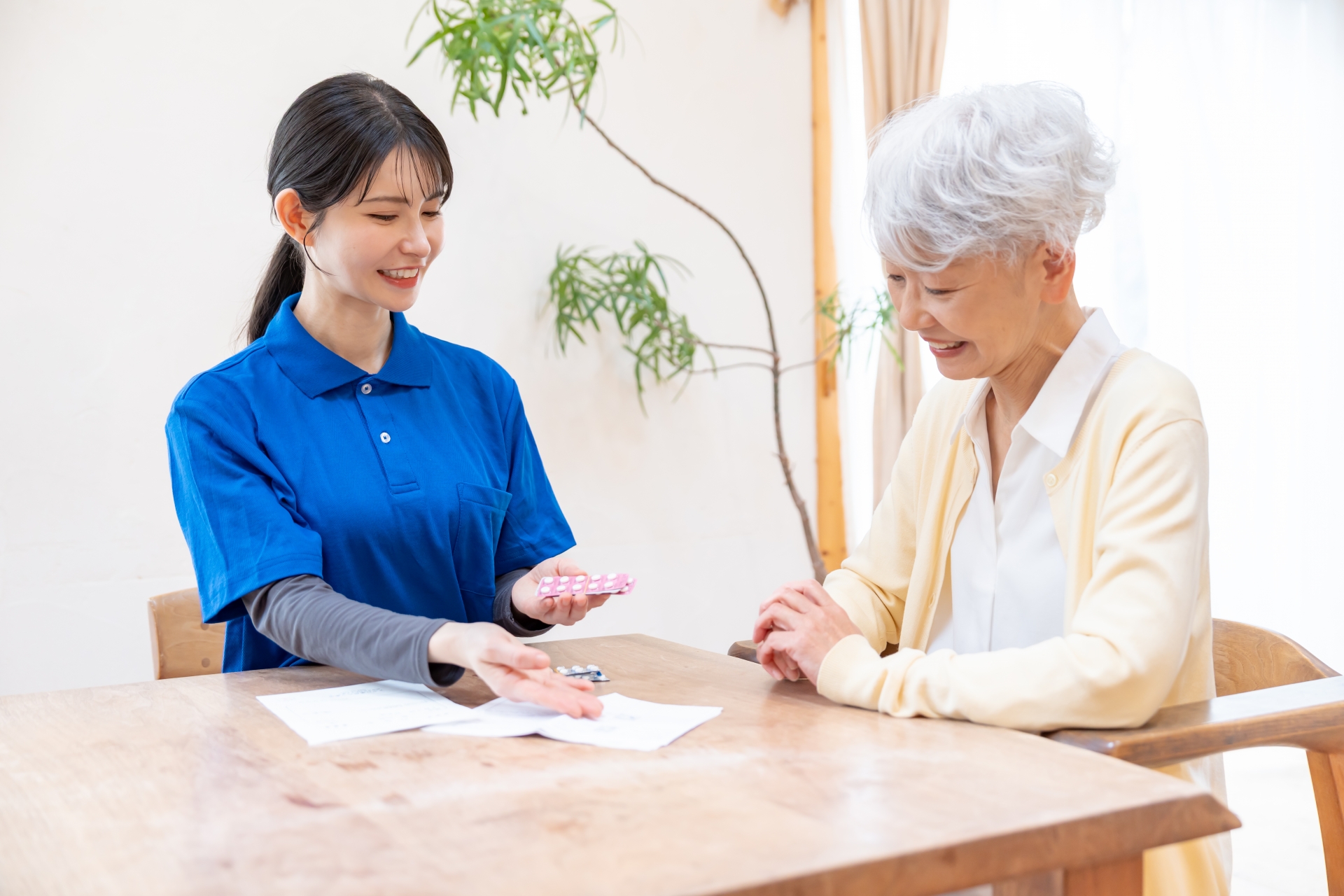 薬の用法・用量を守ることの大切さと飲み過ぎ時の相談先イメージ