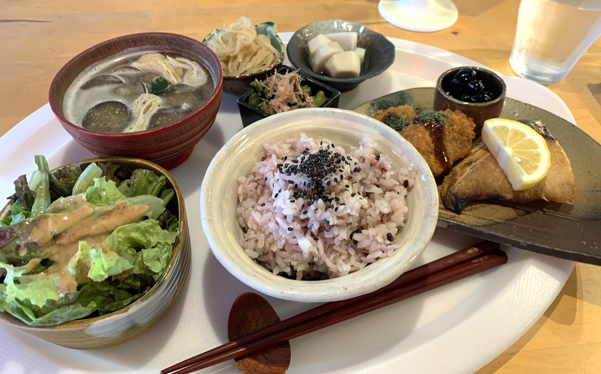 たんぱく質を含むバランスのよい食事