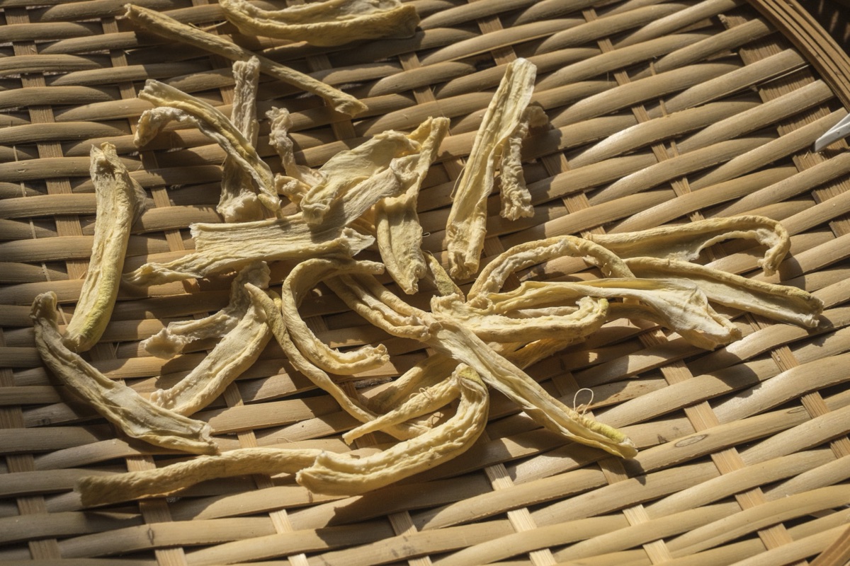 切り干し大根｜干した保存食のイメージ