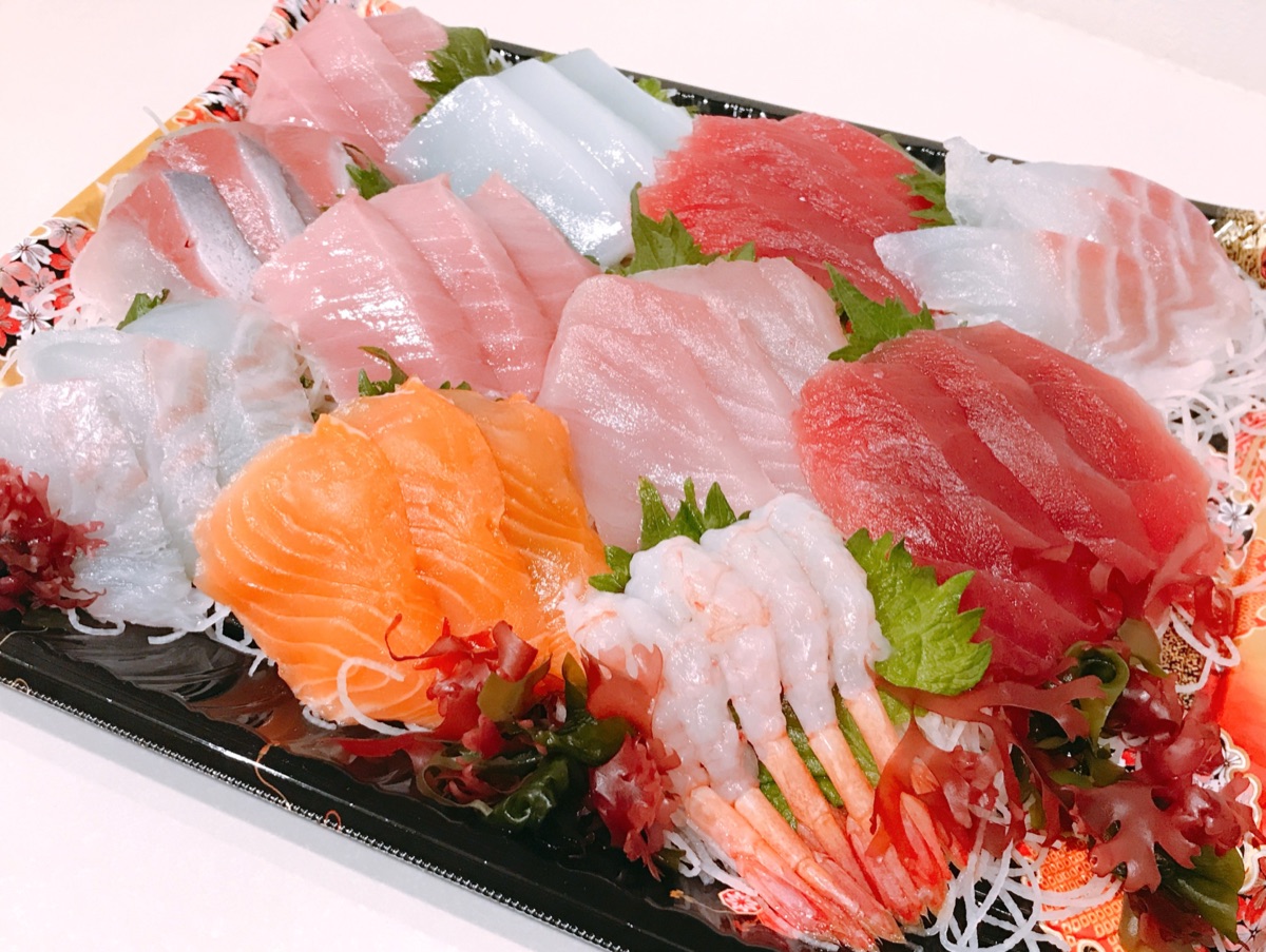 刺身に添えた大葉｜香りの働きのイメージ