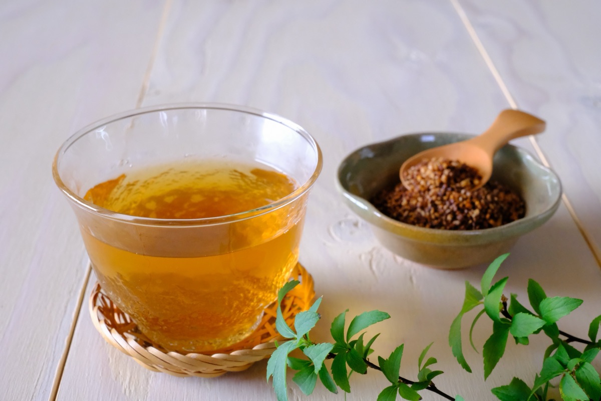 そば茶を注ぐ｜研究段階の成分のイメージ