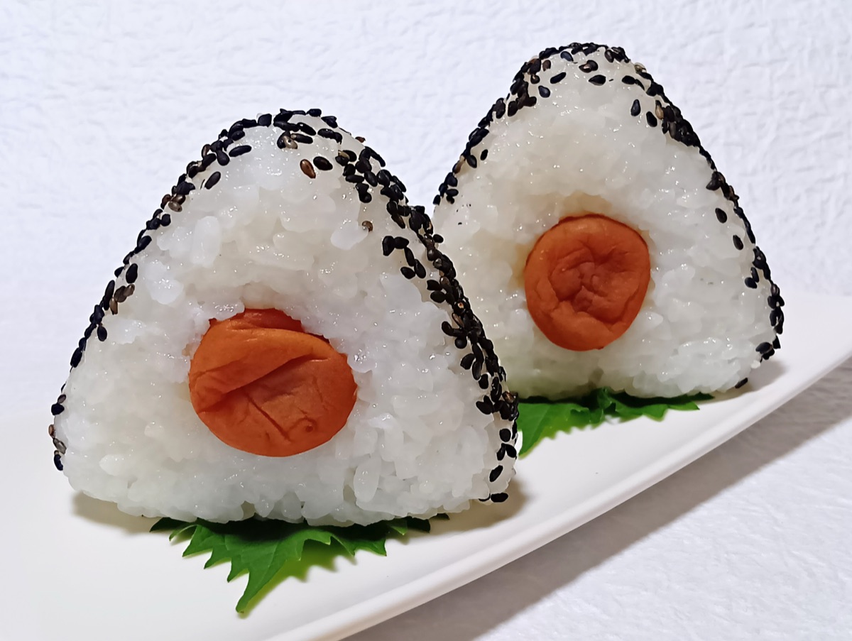 梅干しとご飯|食べ方のイメージ