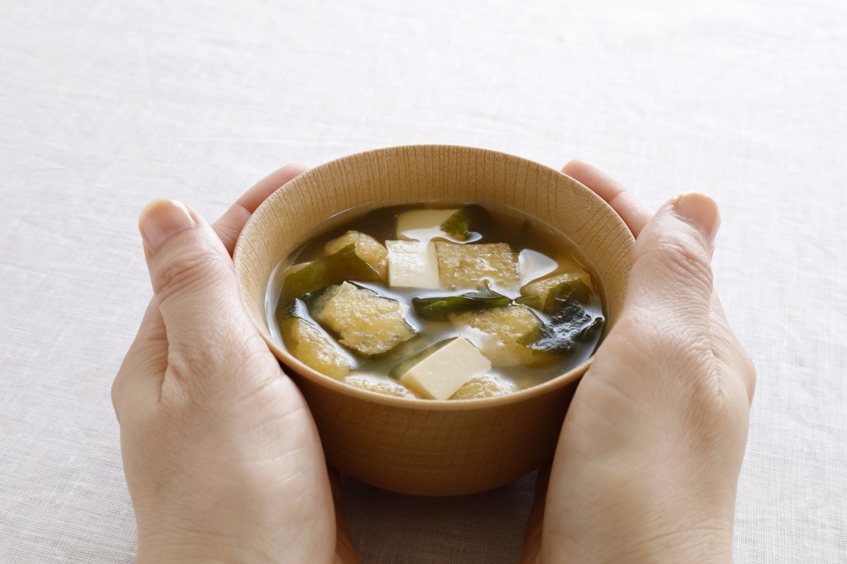 わかめの味噌汁|毎日の食事に足すイメージ