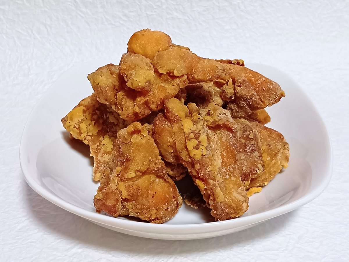 辛いものや揚げ物｜刺激の強い食べ物のイメージ