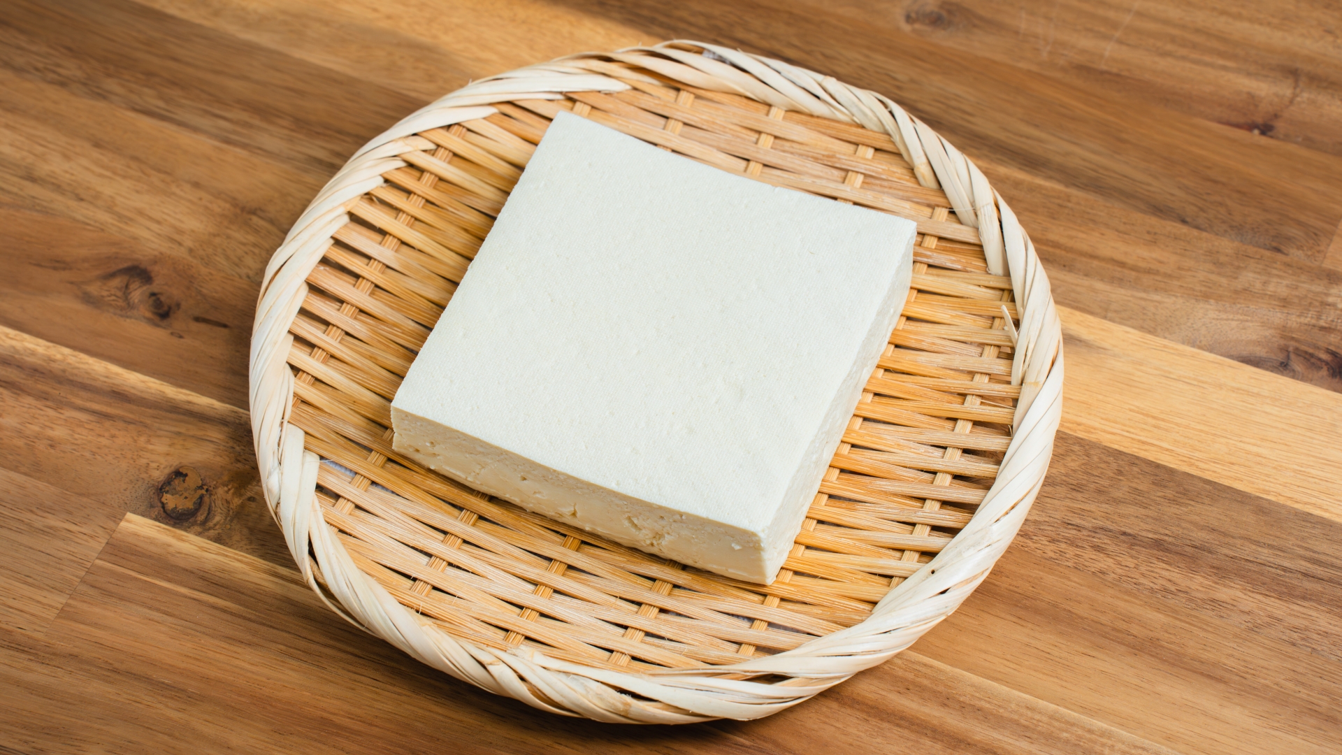 牡蠣や豆腐など亜鉛が多い食材を並べたカット